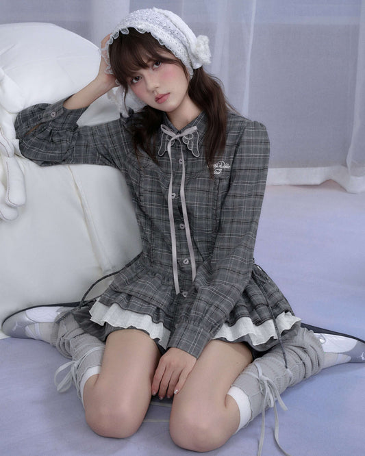 CHECK WING COLLAR PEPLUM BLOUSE