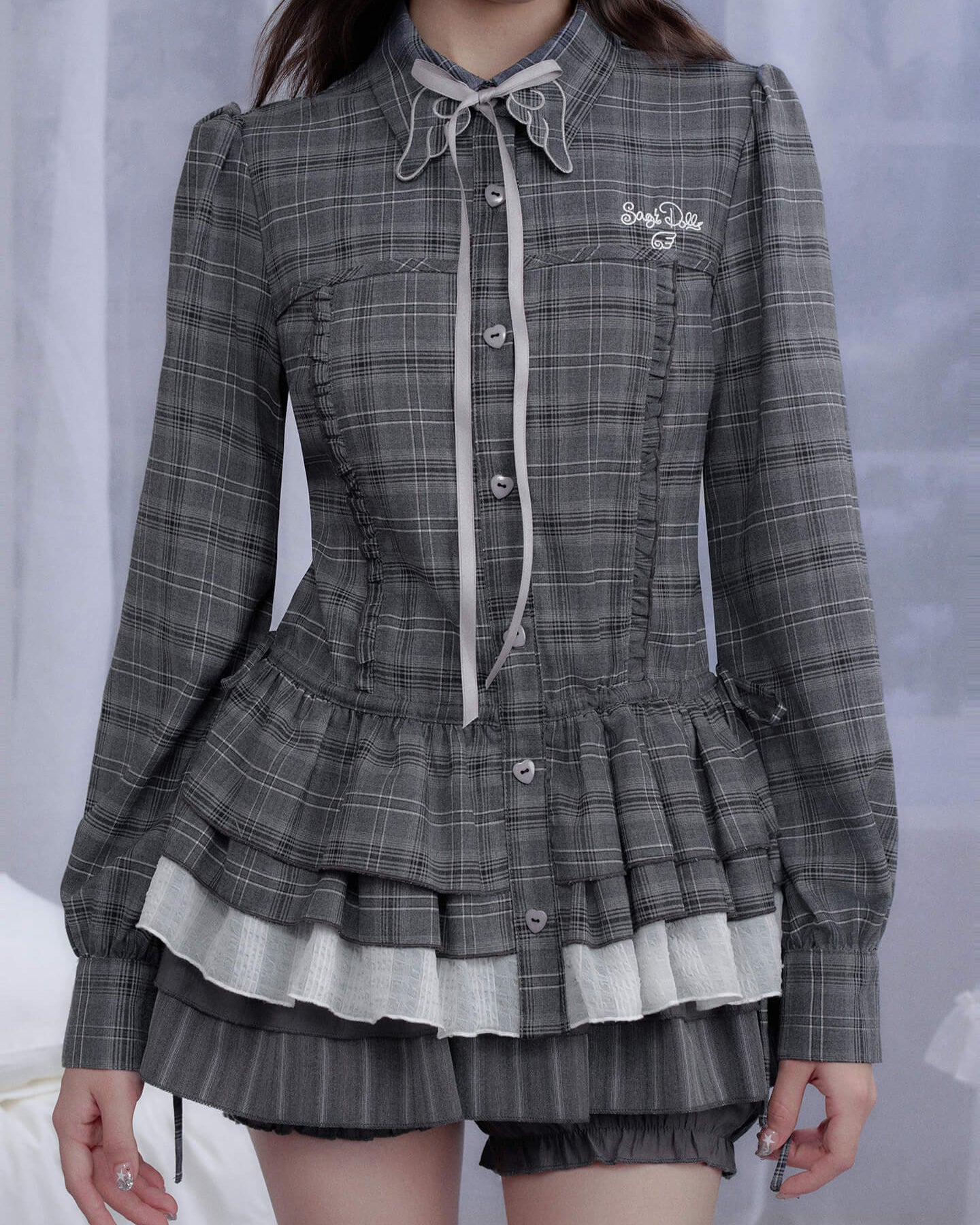 CHECK WING COLLAR PEPLUM BLOUSE